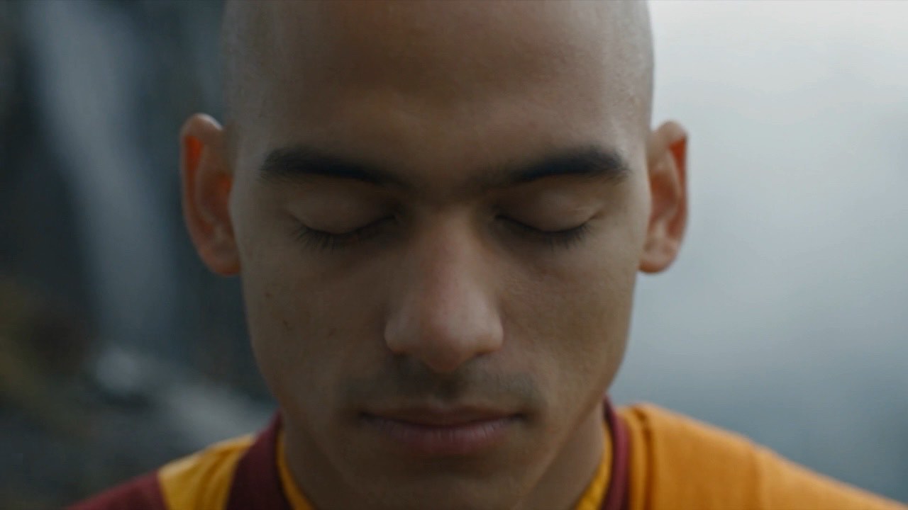 Zoom out cinematic preview frame